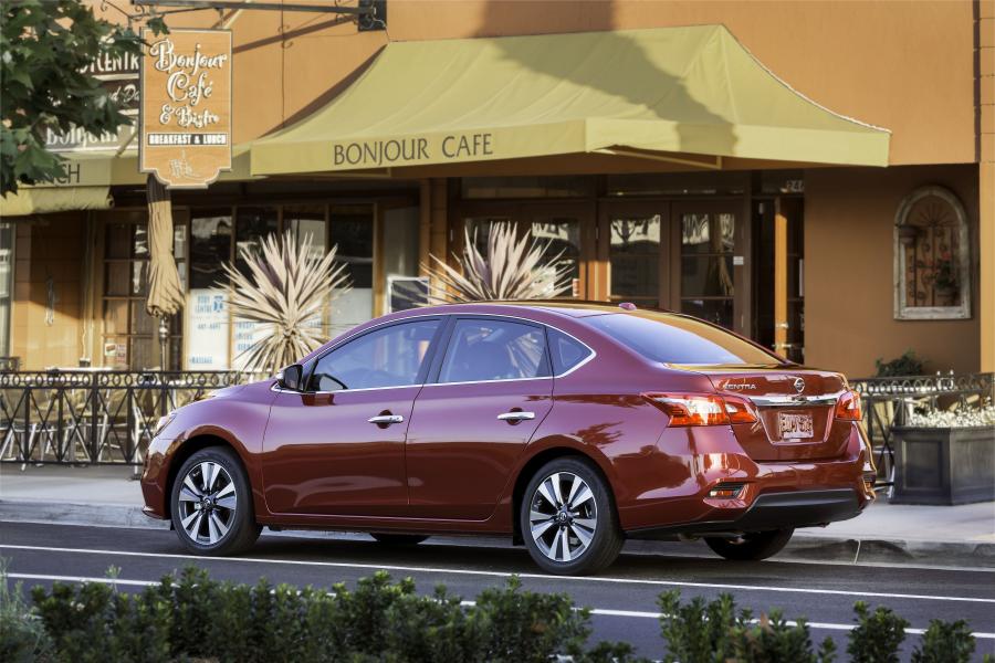 Nissan Sentra SL 2016 года  (фото 6 из 6)